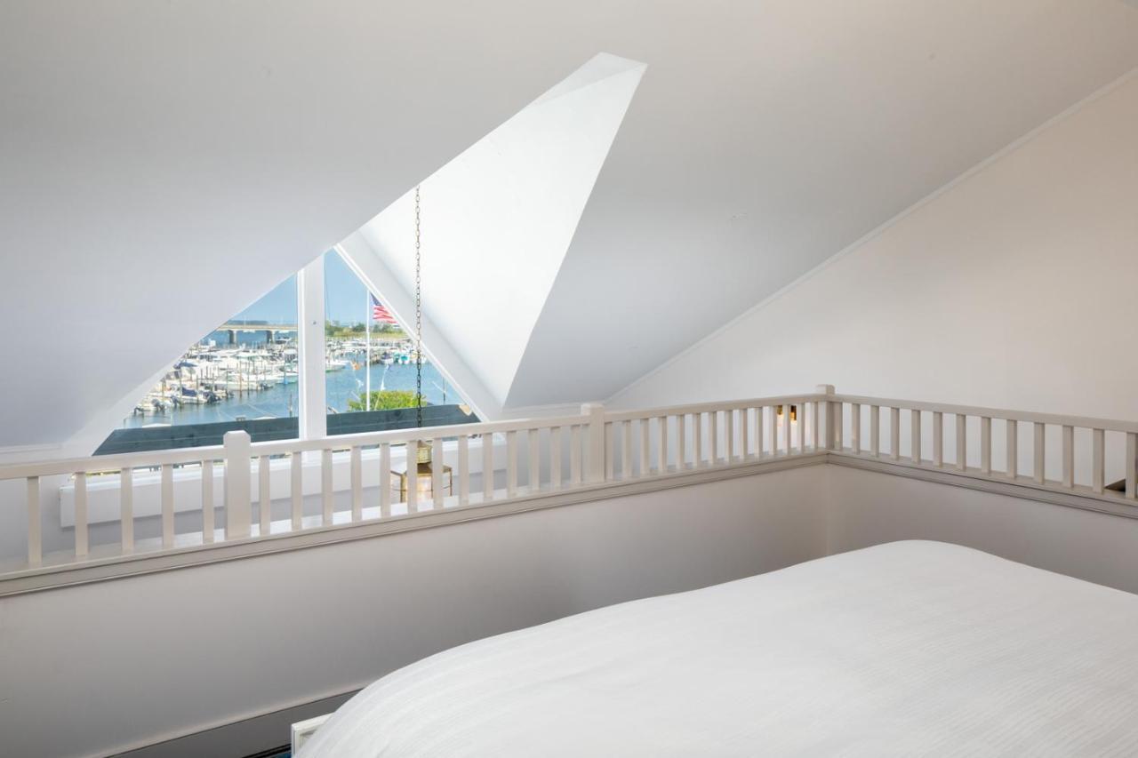 Baron'S Cove Hotell Sag Harbor Exteriör bild